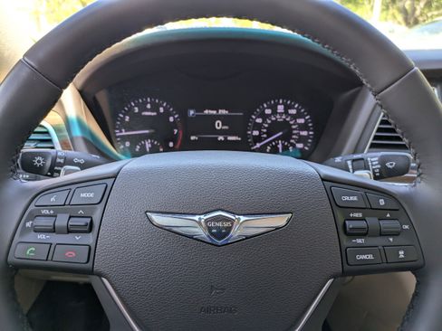 Used 2019 Genesis G80 3.8 image 25