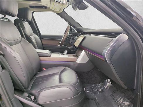 Certified 2025 Land Rover Range Rover Long Wheelbase SE image 26