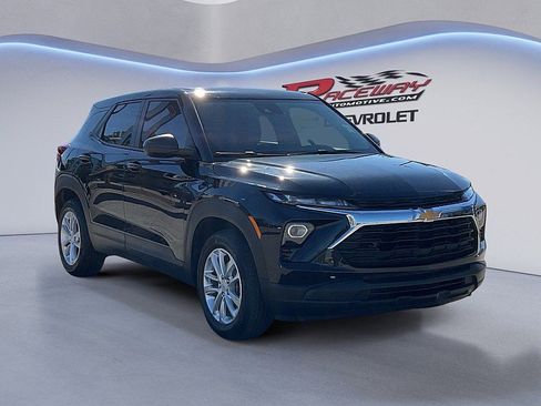 Used 2024 Chevrolet TrailBlazer LS image 7