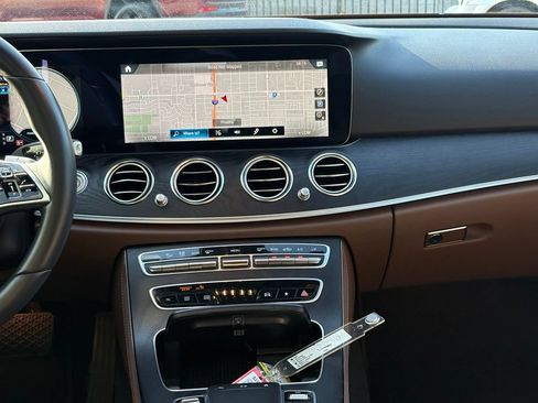 Used 2023 Mercedes-Benz E 450 4MATIC Sedan image 12