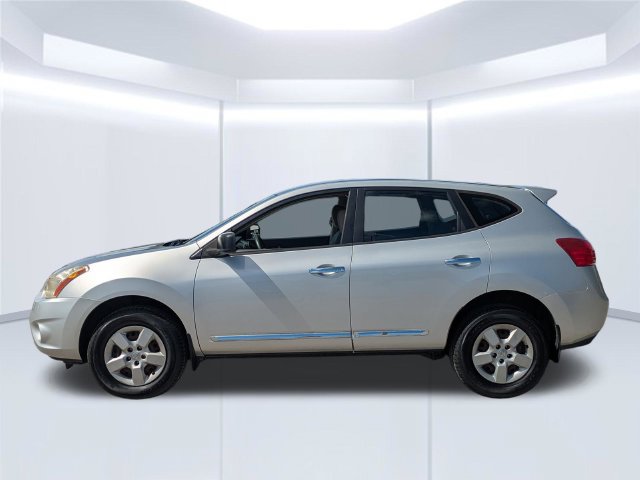 Used 2013 Nissan Rogue S FWD image 2