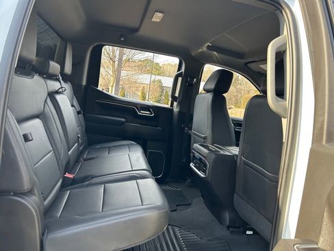 Used 2022 Chevrolet Silverado 1500 LTZ w/ Z71 Off-Road Package image 49