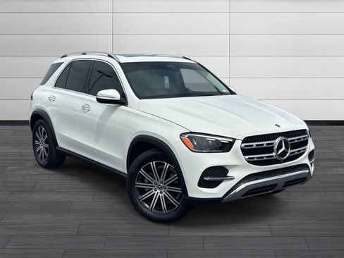 Used 2025 Mercedes-Benz GLE 350 4MATIC image 2