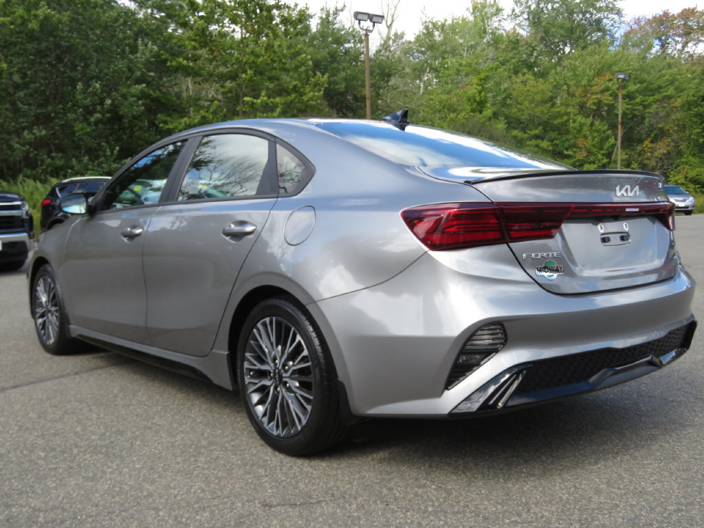 Used 2023 Kia Forte GT-Line w/ GT-Line Premium Package FWD image 7
