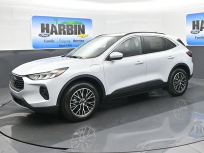 New 2025 Ford Escape SE