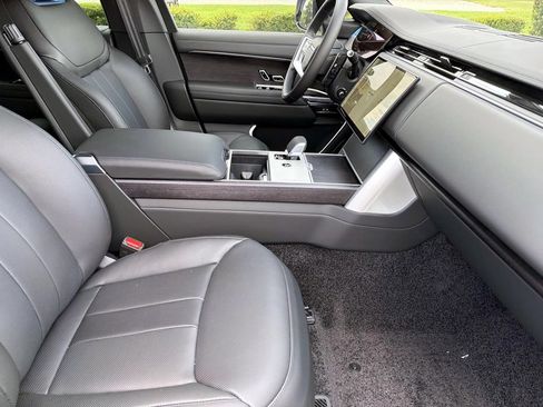 New 2026 Land Rover Range Rover SE AWD/4WD image 10