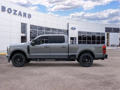 New 2026 Ford F350 Lariat w/ Black Appearance Package