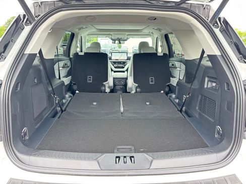 New 2026 Ford Explorer Platinum AWD/4WD image 23