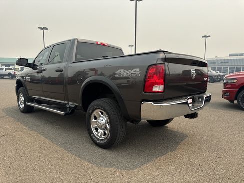 Used 2017 RAM 2500 Tradesman w/ Chrome Appearance Group AWD/4WD image 7