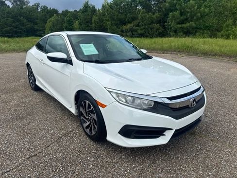 Used 2017 Honda Civic LX-P image 2