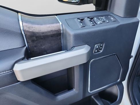 Used 2022 Ford F450 Lariat w/ Lariat Ultimate Package image 28