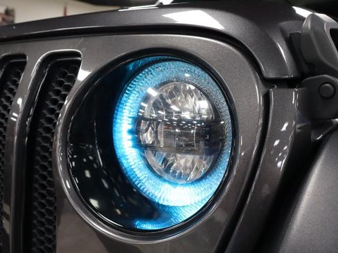 Used 2021 Jeep Wrangler Unlimited Sport AWD/4WD image 2