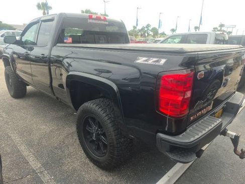 Used 2017 Chevrolet Silverado 1500 LT w/ All Star Edition AWD/4WD image 5