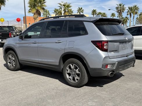 Used 2022 Honda Passport TrailSport image 4