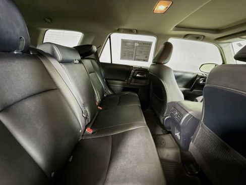 Certified 2020 Toyota 4Runner TRD Off-Road Premium w/ Moonroof Package AWD/4WD image 27