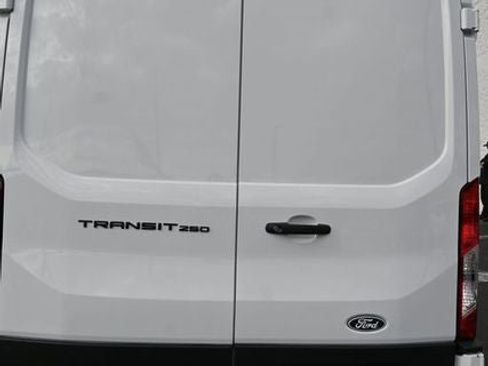 New 2026 Ford Transit 250 148 Medium Roof w/ Load Area Protection Package image 7