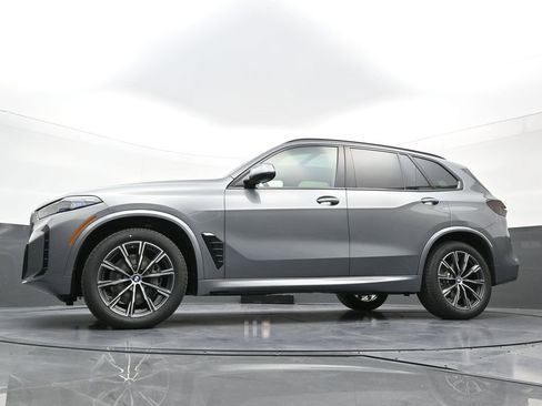 New 2026 BMW X5 xDrive40i w/ M Sport Package image 25