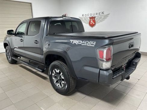 Used 2023 Toyota Tacoma TRD Off-Road w/ Advanced Technology Package AWD/4WD image 4