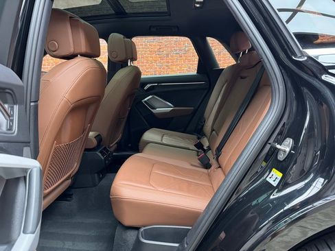 Used 2024 Audi Q3 2.0T Premium image 24