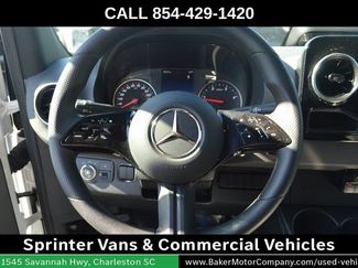 Used 2025 Mercedes-Benz Sprinter 2500 video 2