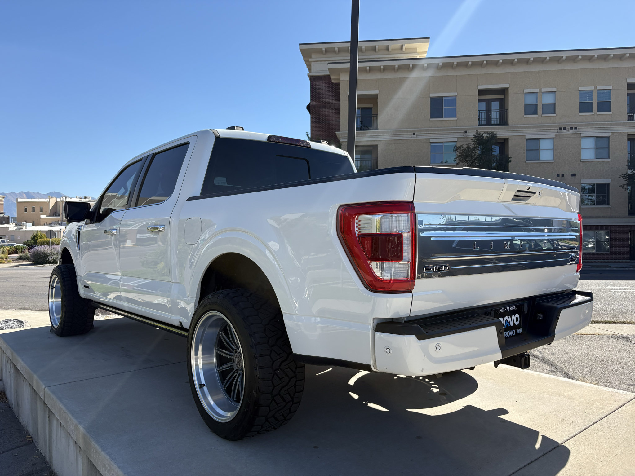 Used 2023 Ford F150 Limited AWD/4WD image 9