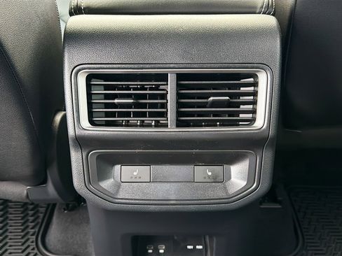 New 2026 Volkswagen Atlas Cross Sport SEL Premium R-Line AWD/4WD image 20