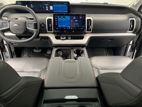 Used 2025 Ford Expedition Max Active image 52