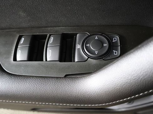 Used 2024 Chevrolet Blazer LT w/ Convenience Package FWD image 32