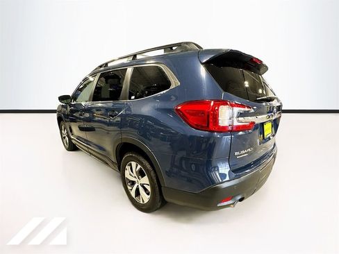 Used 2025 Subaru Ascent Premium AWD/4WD image 7