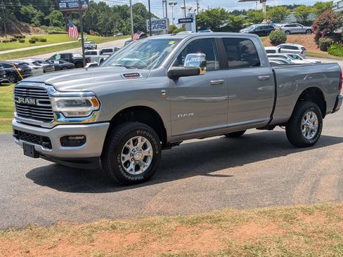 Used 2024 RAM 2500 Laramie w/ Safety Group AWD/4WD image 8