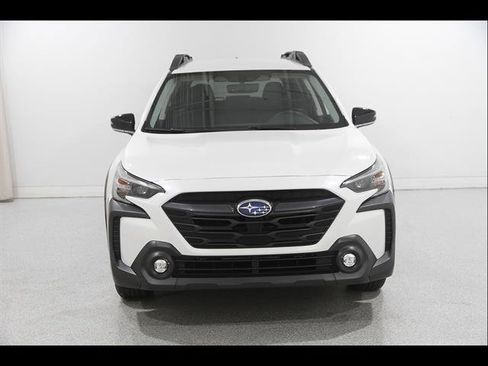 Used 2024 Subaru Outback Premium AWD/4WD image 2