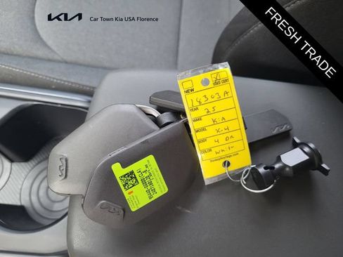 Certified 2025 Kia K4 FWD image 21
