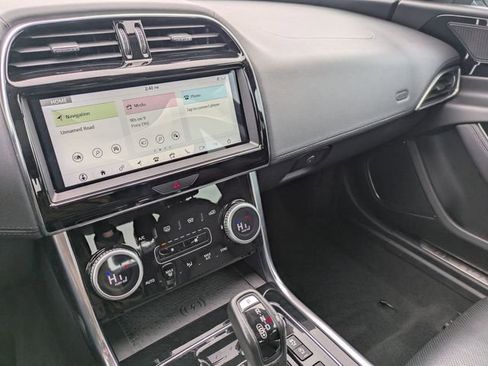 Used 2020 Jaguar XE S AWD/4WD image 11