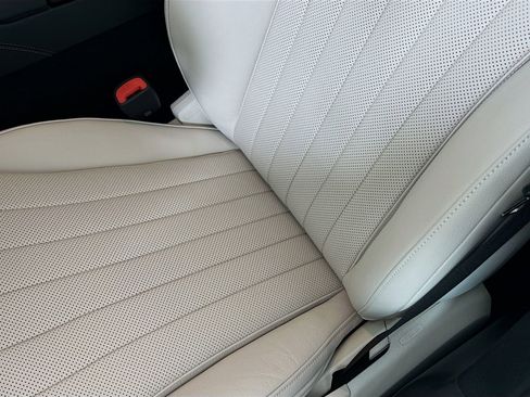 New 2026 Mercedes-Benz E 450 4MATIC Sedan image 21