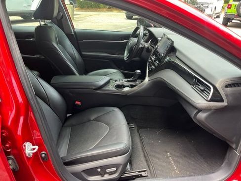 Used 2021 Toyota Camry XSE w/ Navigation Package FWD image 11