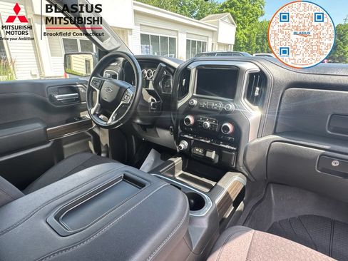 Used 2022 Chevrolet Silverado 1500 RST w/ Safety Package AWD/4WD image 39