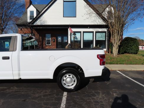 Used 2019 Ford F150 XL w/ Trailer Tow Package image 4