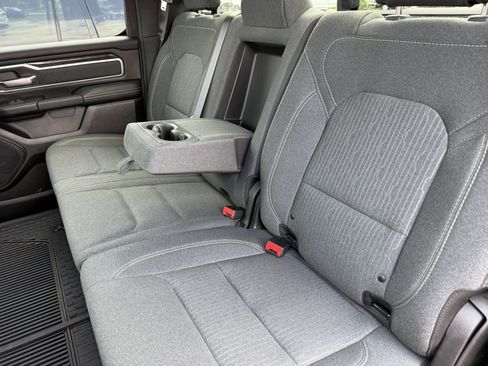 Used 2019 RAM 1500 Big Horn AWD/4WD image 15