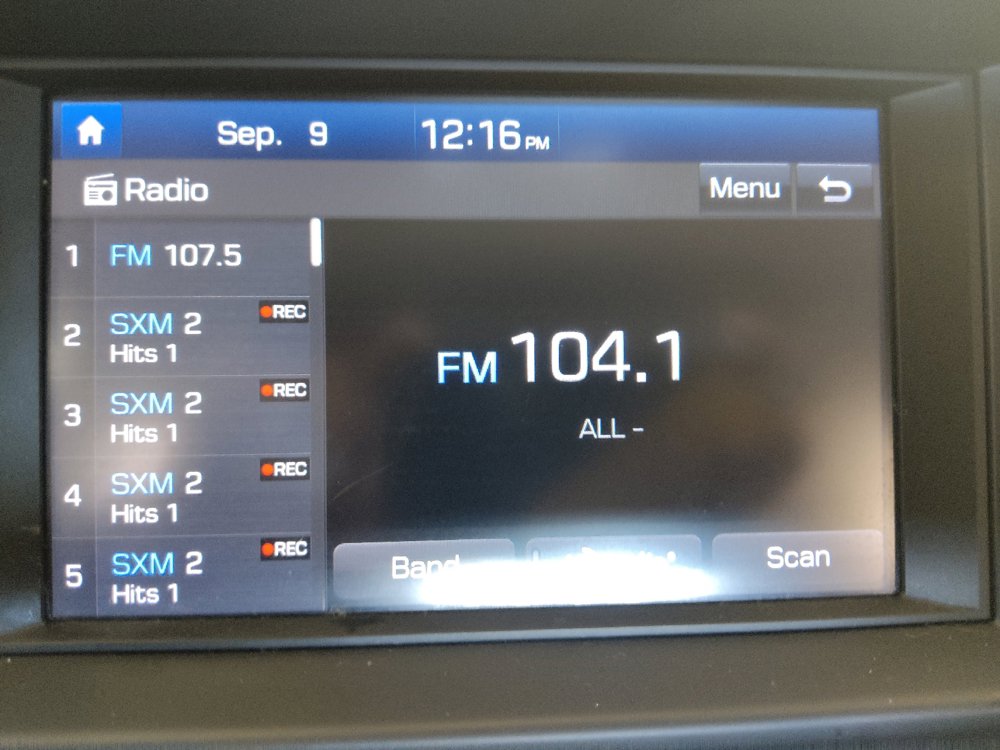 Used 2019 Hyundai Elantra SEL FWD image 25