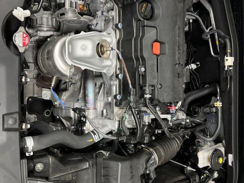 Used 2024 Honda HR-V EX-L image 8