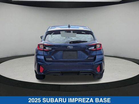 Certified 2025 Subaru Impreza 2.0i image 5