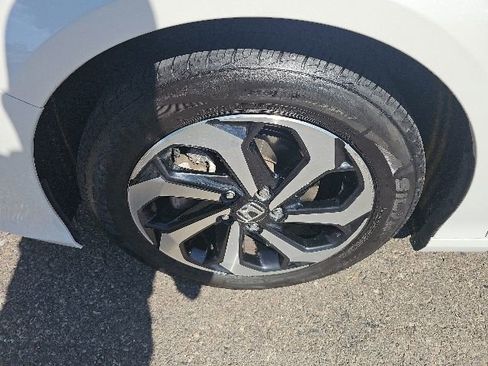 Used 2022 Honda Accord EX-L image 18