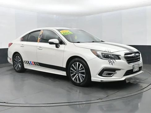 Used 2019 Subaru Legacy 2.5i Premium AWD/4WD image 2