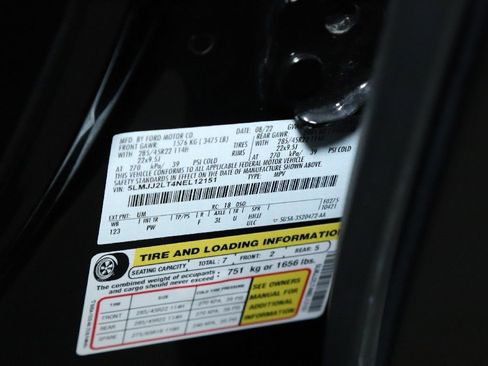 Used 2022 Lincoln Navigator Reserve image 23