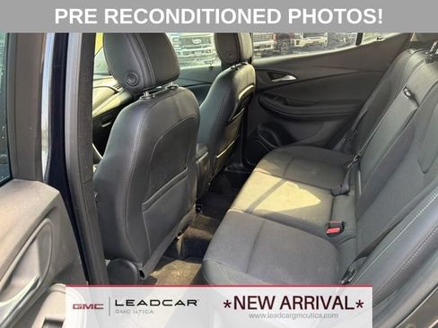 Used 2021 Buick Encore GX Select w/ LPO, Active Lifestyle Package AWD/4WD image 17