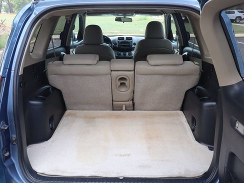 Used 2011 Toyota RAV4 4WD w/ Upgrade Value Pkg image 14