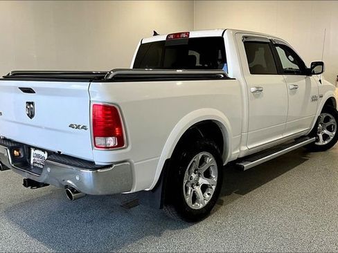 Used 2017 RAM 1500 Laramie w/ Convenience Group image 5