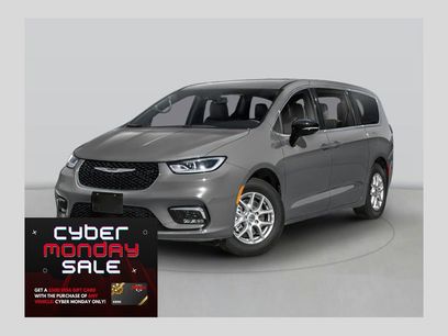 New 2026 Chrysler Pacifica Select