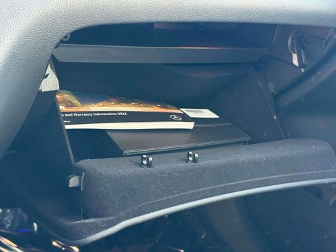 Certified 2022 Mercedes-Benz GLC 300 4MATIC image 31