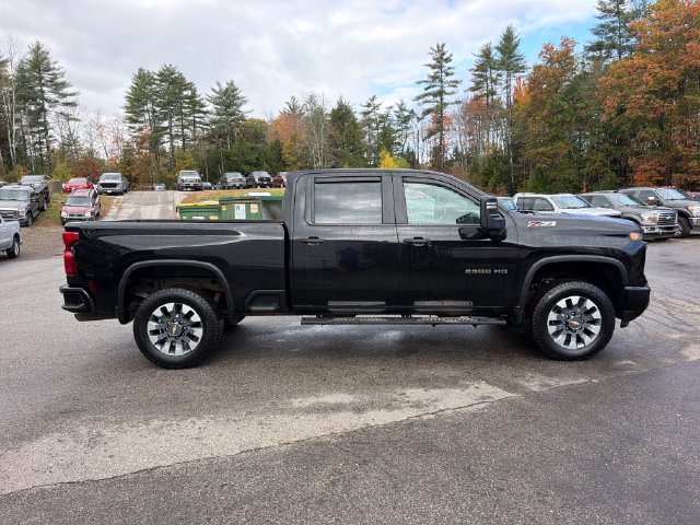 Used 2024 Chevrolet Silverado 2500 Custom w/ Custom Convenience Package AWD/4WD image 3